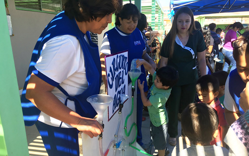 En este momento estás viendo Niños y niñas de JUNJI Arica conmemoran Día Mundial del Agua con llamado a cuidarla