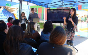 Lee más sobre el artículo Apoderados se informan de cómo postular a colegios