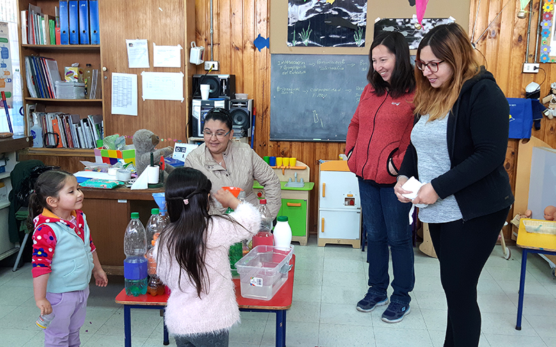 En este momento estás viendo Mediante programa alternativo entregan herramientas a familias que deciden educar desde el hogar