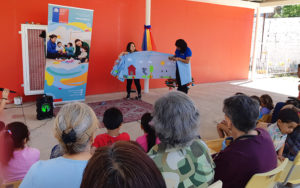 Lee más sobre el artículo Teatro de puertas y promoción del reciclaje se realizan en nuevo jardín de La Calera