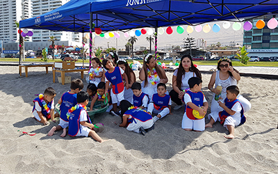 Al finalizar la jornada, los niños y niñas se reunieron con las familias y degustaron de un refrigerio saludable.