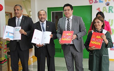 En la ceremonia, junto con iniciar el año parvulario 2019, Junji lanzó oficialmente en el Maule, el libro “El ABC de los Niños”, un diccionario único, realizado íntegramente por los párvulos de todos los jardines infantiles de la institución.