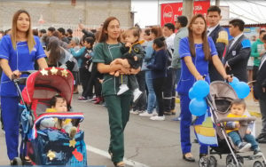 Lee más sobre el artículo Niños y niñas participaron en desfile de Red Social y Educacional Cerro Dragón