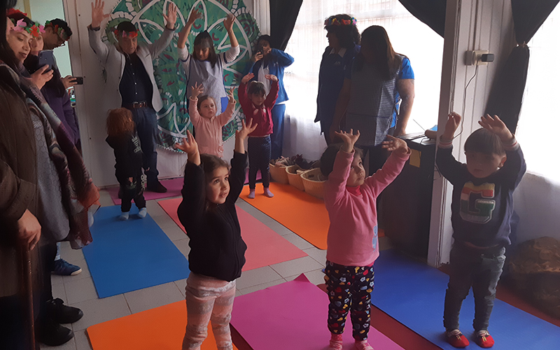 Lee más sobre el artículo Jardín porteño inaugura sala de yoga para la práctica constante de sus párvulos