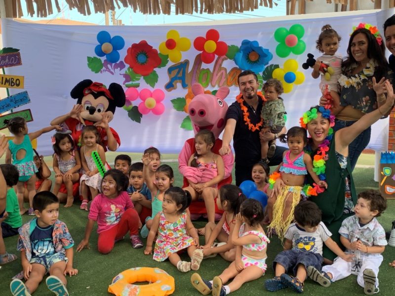 Lee más sobre el artículo Con fiesta hawaiana párvulos de Arica disfrutan el verano en el jardín infantil