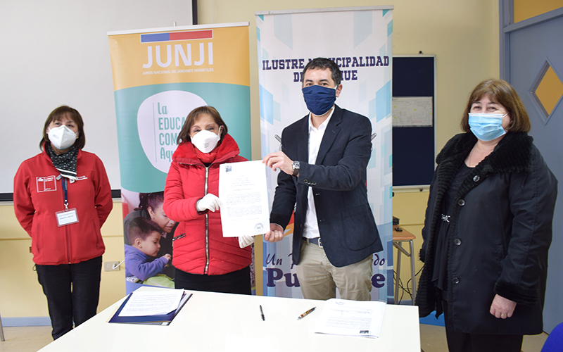 En este momento estás viendo Junji y Puyehue firman primer convenio que mejora infraestructura de jardines