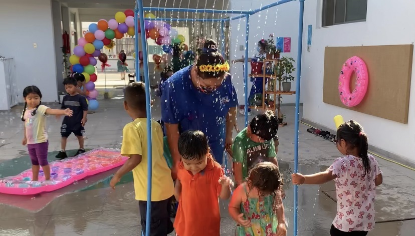 En este momento estás viendo Niñas y niños de Arica disfrutan y aprenden en los Jardines de Verano