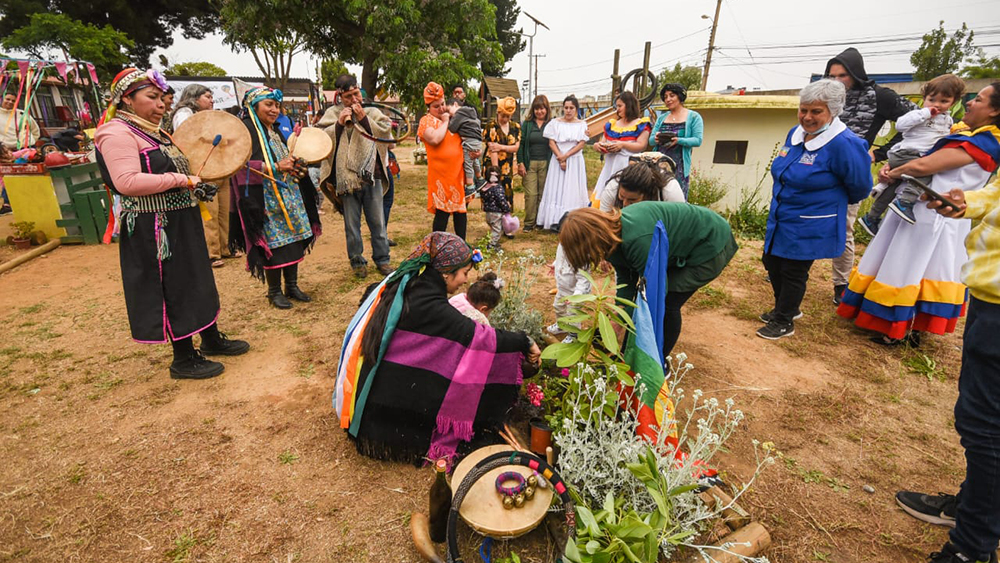 En este momento estás viendo Junji Valparaíso reconoce la labor de las ELCI en el Día Internacional de la Mujer Indígena