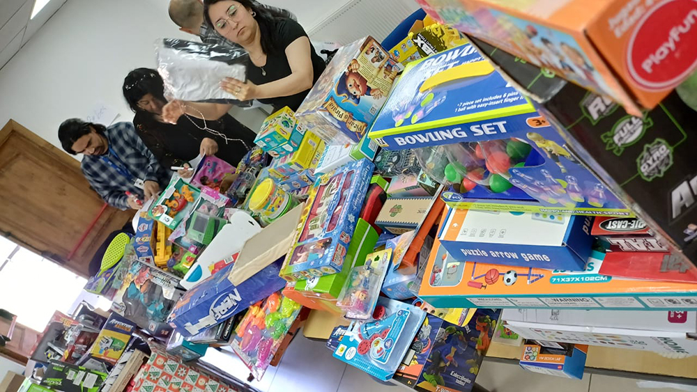 En este momento estás viendo Más de 600 juguetes reunió campaña de Radio Polar para las niñas y los niños de la Junji