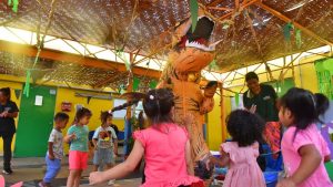 Lee más sobre el artículo Con un Parque Jurásico la JUNJI inició sus Jardines infantiles de verano