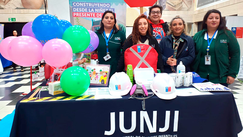 Lee más sobre el artículo JUNJI Biobío destaca en Feria Regional de Seguridad Escolar y Parvularia del Biobío