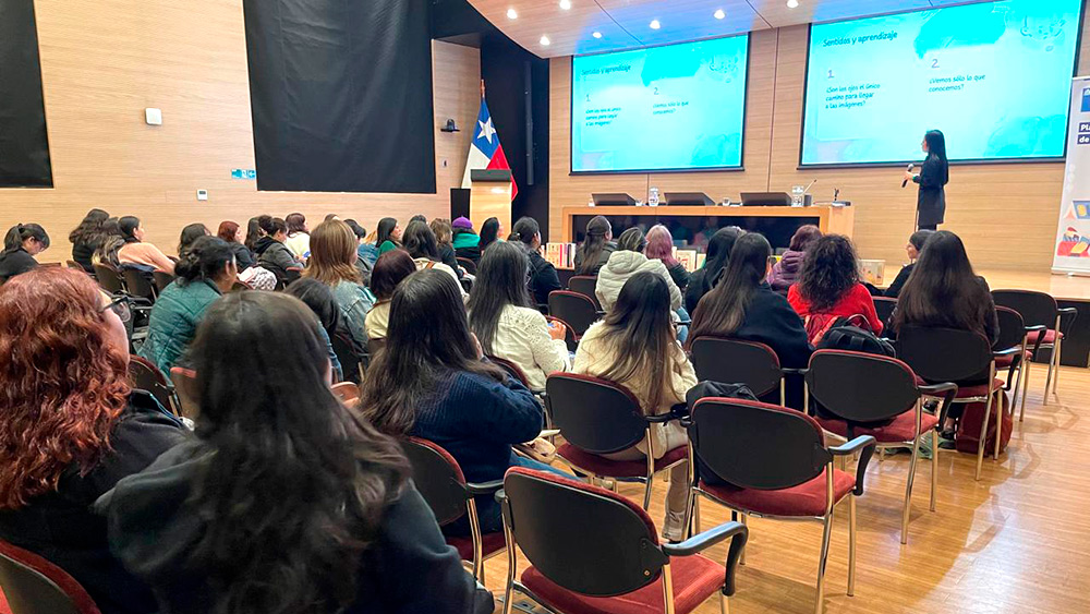 En este momento estás viendo Representantes de jardines de la JUNJI Metropolitana participan en el seminario “Estrategias de Mediación Lectora”