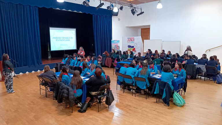 Contó con la participación de profesoras y alumnas del Liceo “María Behety” y el Instituto Sagrada Familia y la Universidad de Magallanes.