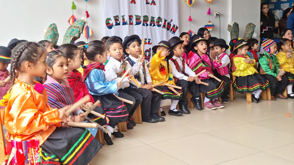 Párvulos de JUNJI Arica dan la bienvenida al Machaq Mara