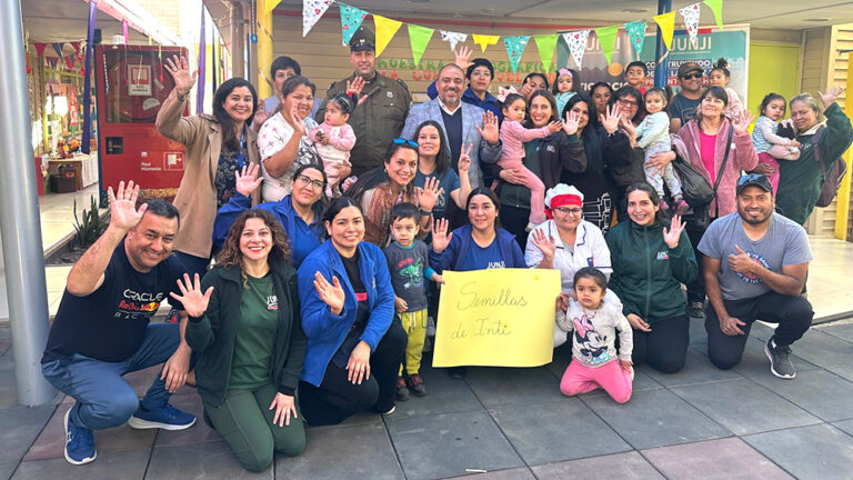 “Semillas de Inti” fue la iniciativa ganadora, luego que familias y redes comunitarias entregarán diversas propuestas.