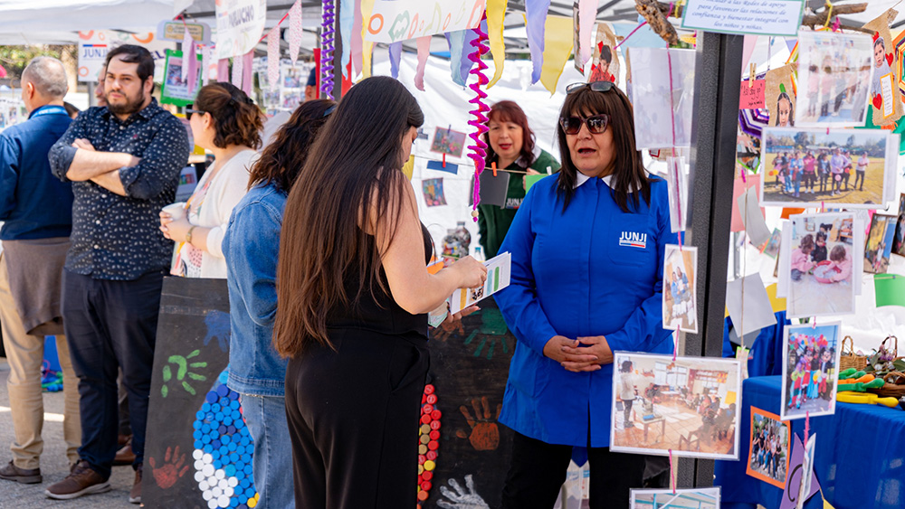 Lee más sobre el artículo “Expo JUNJI 2025” hizo de la Plaza de la Constitución un punto de encuentro para la primera infancia