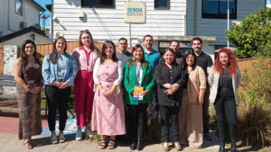 Lee más sobre el artículo SENDA y JUNJI Los Ríos fortalecen prevención laboral con Certificación Inicial y firma de Política de Prevención