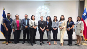 Lee más sobre el artículo JUNJI realiza visita técnica a El Salvador para fortalecer la educación inicial en Centros de Atención a la Primera Infancia