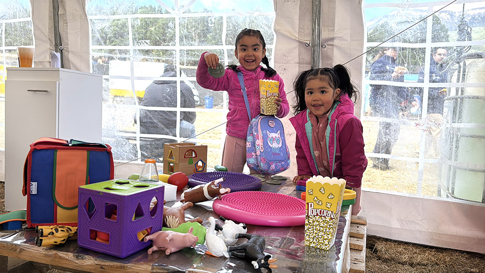 En este momento estás viendo JUNJI Aysén refuerza campaña de inscripciones y matrículas en su participación en la Expo Patagonia