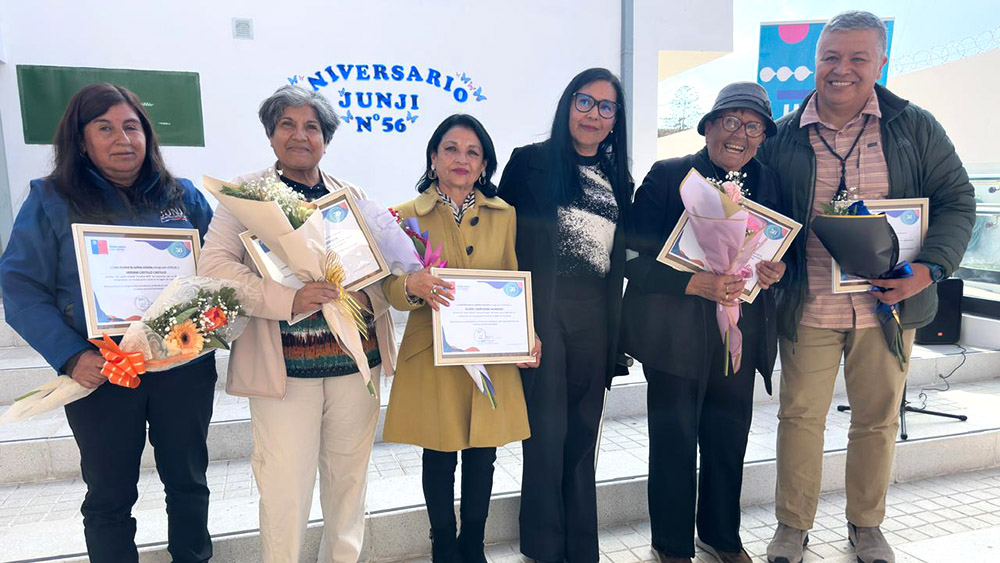 Lee más sobre el artículo JUNJI Coquimbo conmemora 56 años de historia con emotivo reconocimiento funcionarios