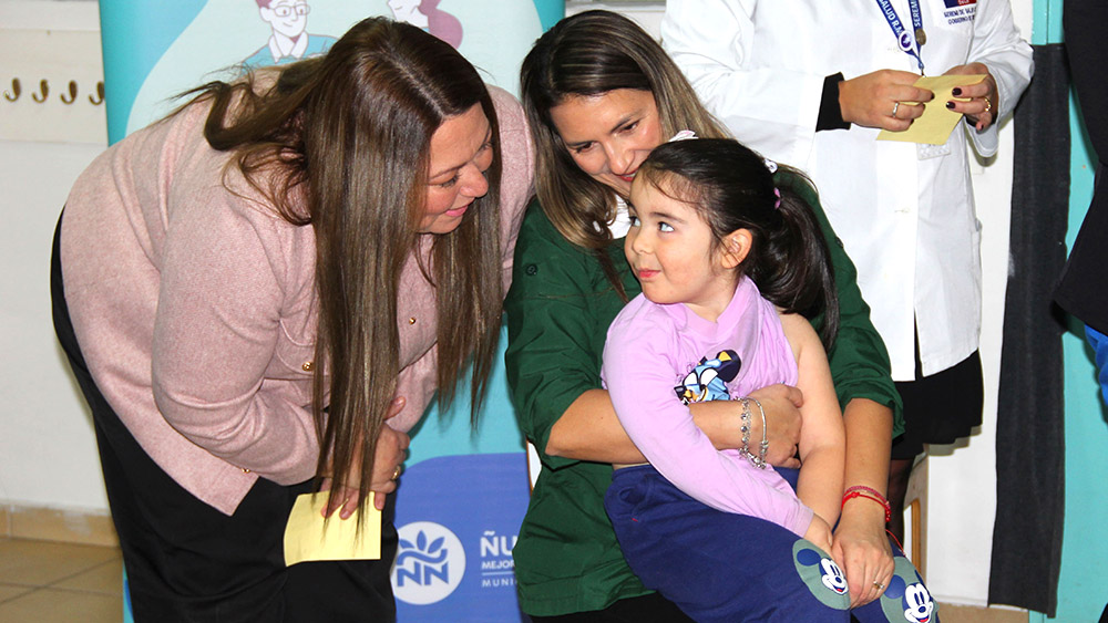 Lee más sobre el artículo JUNJI y Seremi de Salud refuerzan Campaña de vacunación contra la Influenza en niñas y niños de la región Metropolitana