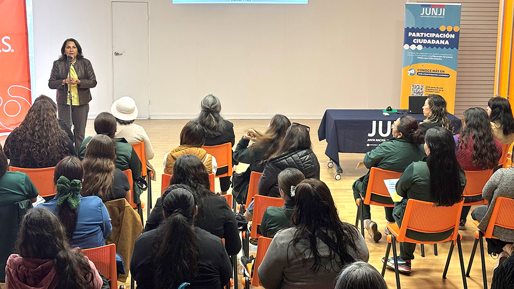 Lee más sobre el artículo JUNJI Arica invita a la sociedad civil a ser parte de la Comunidad Digital