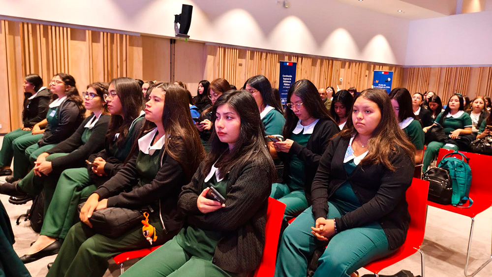Educadoras, técnicas y estudiantes de Educación parvularia asistieron al seminario.
