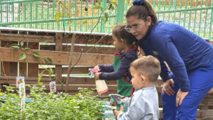Lee más sobre el artículo Párvulos de Jardín Infantil «Capullito» cuentan con un espacio inclusivo y medioambiental