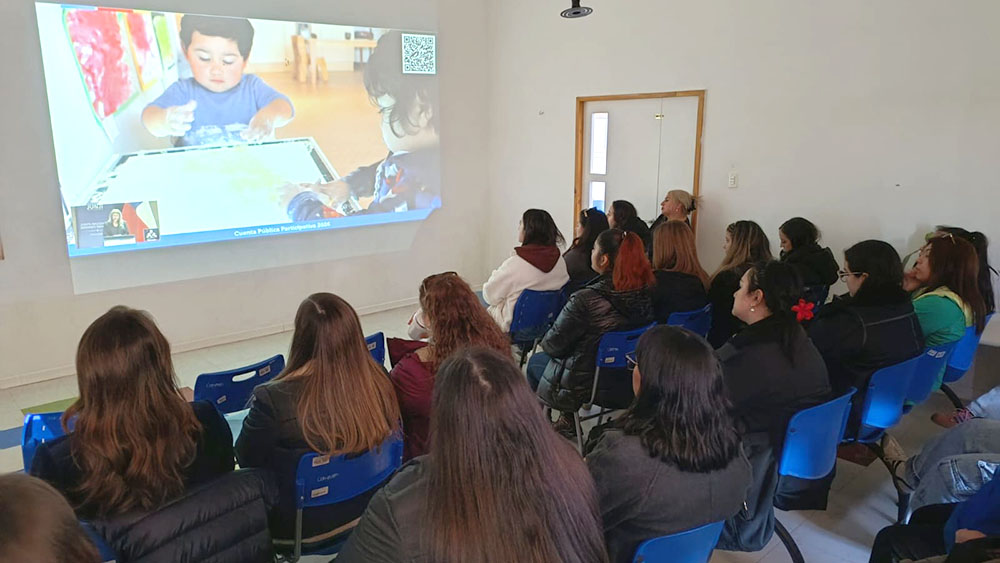 Madres, padres y apoderados de Punta Arenas valoraron Cuenta Pública Participativa de JUNJI