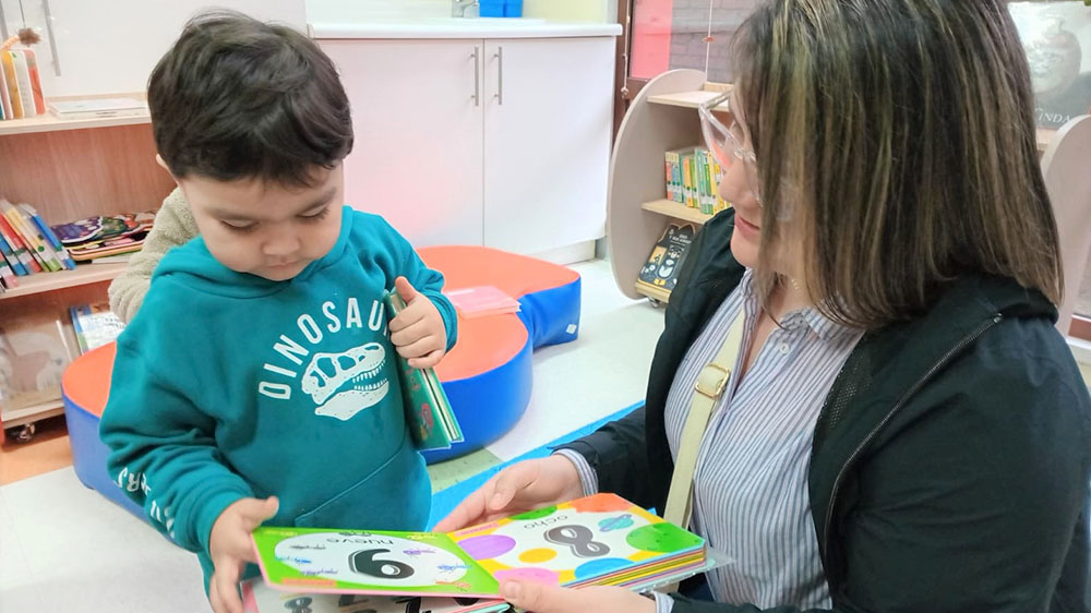 Jardín Infantil "Pequeños Abracitos" de Máfil inaugura nuevo espacio lector para fomentar el gusto por la lectura