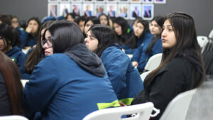 Lee más sobre el artículo JUNJI Biobío releva el valor del juego como herramienta pedagógica junto a futuras técnicas en Atención de Párvulos