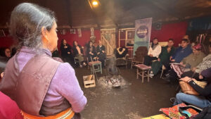 Lee más sobre el artículo JUNJI conmemoró el Día Internacional de la Mujer Indígena con emotivo conversatorio intercultural en Osorno