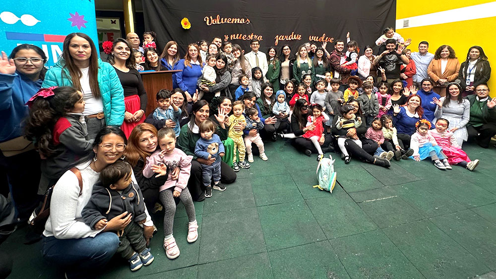El recinto del sector Serena Oriente reanudó la atención con foco en el bienestar socioemocional y el sello artístico-cultural.