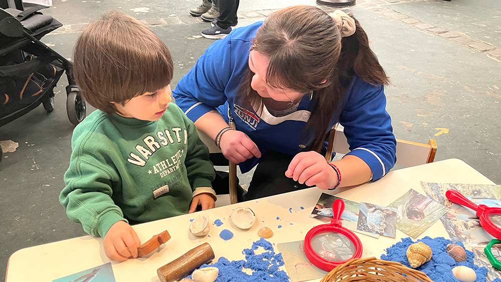 JUNJI Los Ríos participó en la Feria del Festival de la Ciencia y Tecnología 2026 en Valdivia