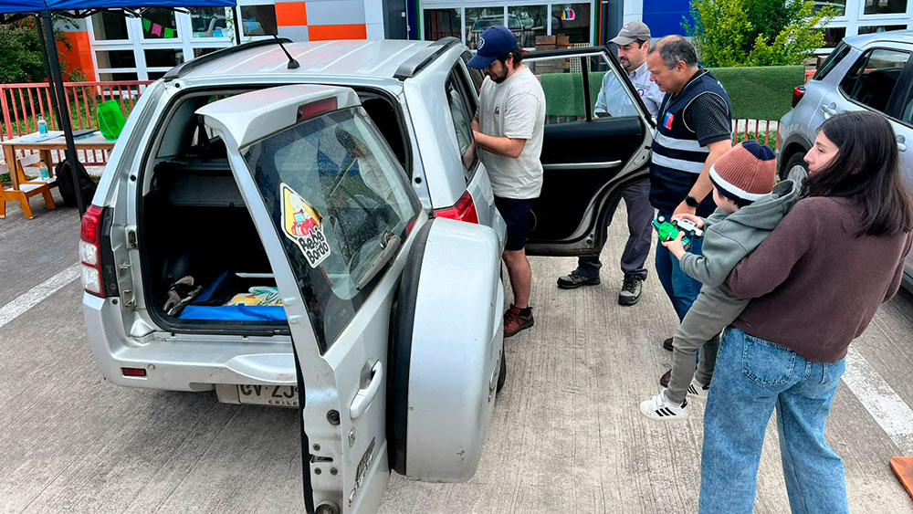 Experiencias pedagógicas y atención de trámites ciudadanos marcaron el hito de difusión del proceso de postulación 2027.