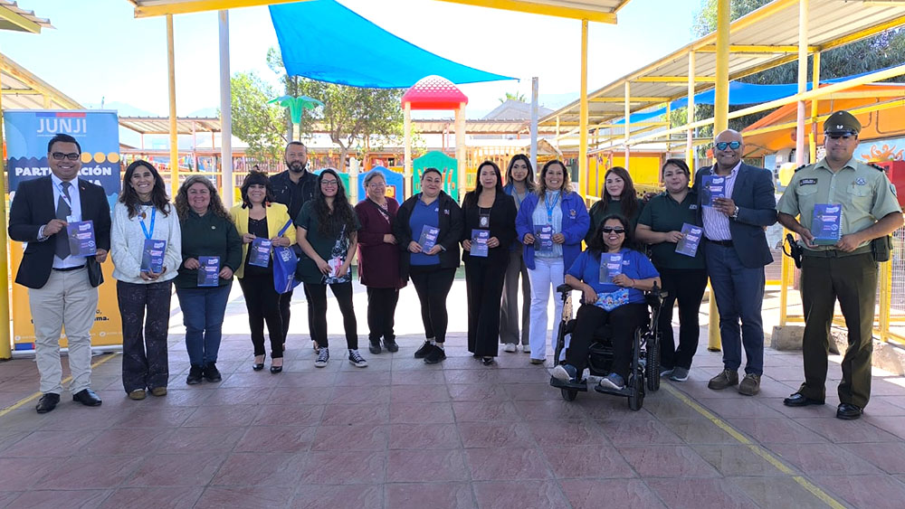 La iniciativa desarrollada en el marco del programa "Somos Vecinos" convocó a organismos públicos y policías tras reiterados robos en la unidad educativa.