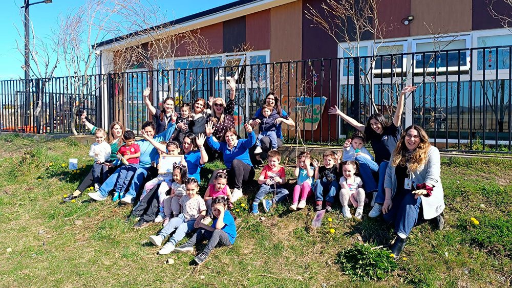 En este momento estás viendo Las niñas y los niños de Medio Mayor del Jardín Infantil “Colores del Viento” de Punta Arenas fueron premiados por su asistencia